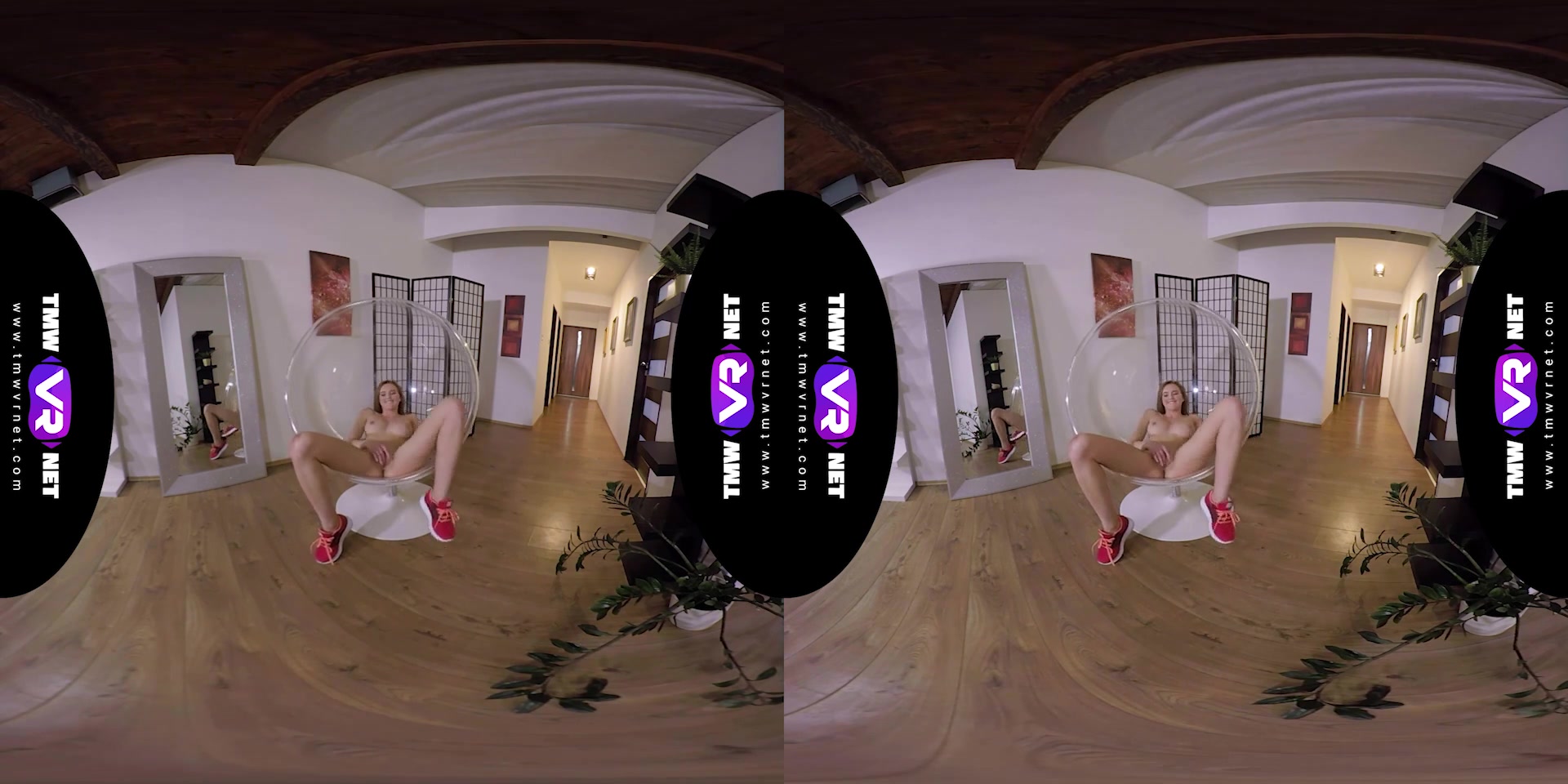 Stacy Cruz in Cutie Orgasms In Front Of Mirror - TMWVRNet