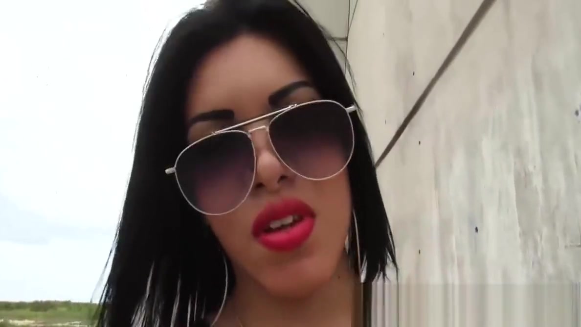 Big ass Latina tranny Viviana Garcia gets penetrated roughly