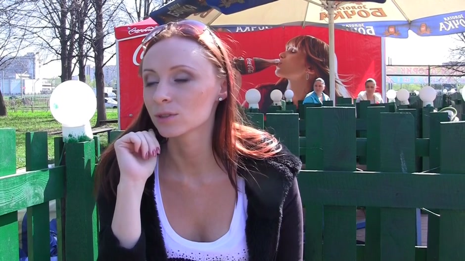 Margot in slut gets her twat slammed in an outdoor sex vid