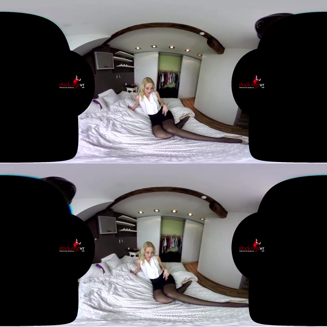 Nikky Dream in Bedroom Blow Job Slut Nikki Dream - StockingsVR