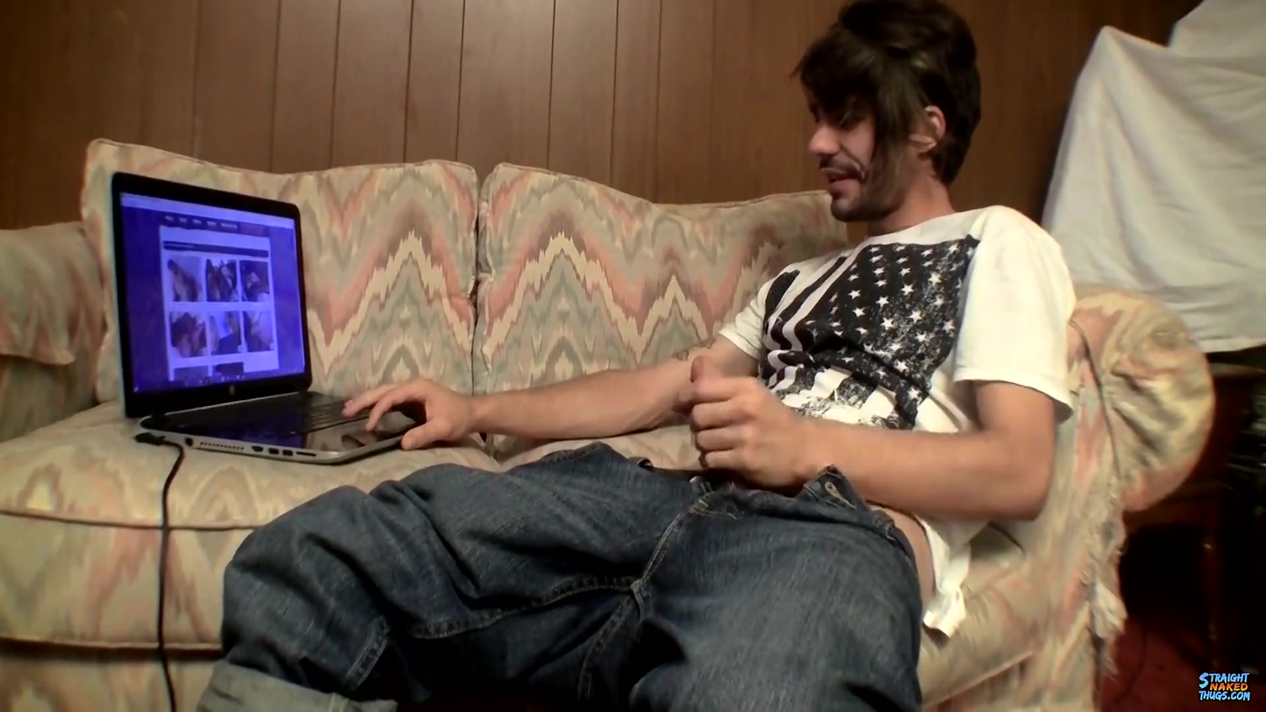 Devin Reynolds In Devin Enjoys His Own Porn