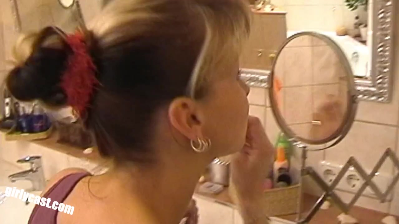 Nina & Andy - Private Xxx Bathing Fun