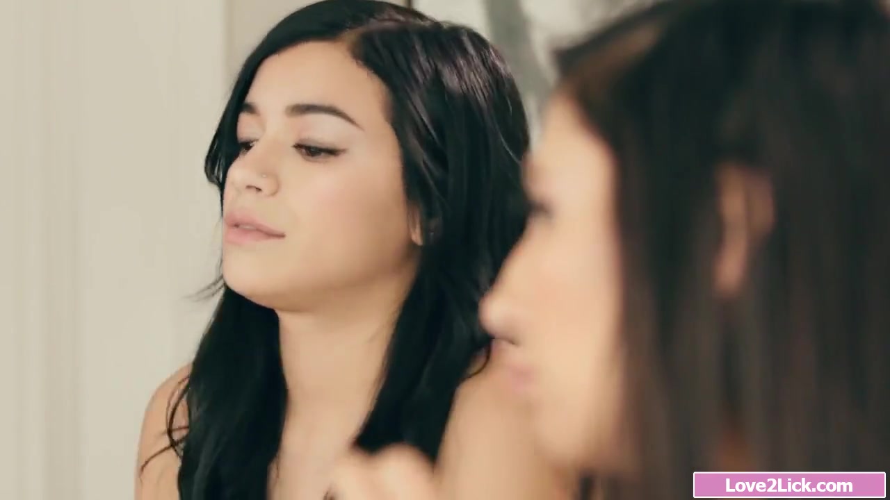 Lesbian teen 18+ Scissoring With Her Bff