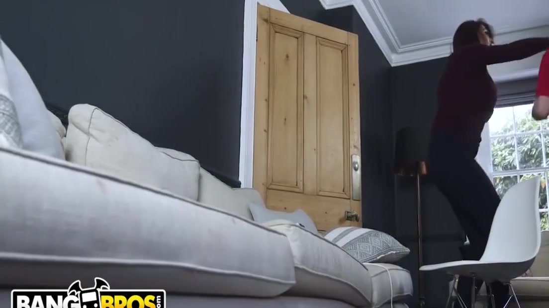 Ava Koxxx - Sam Bournes Step Mom Takes Control Of The Situation