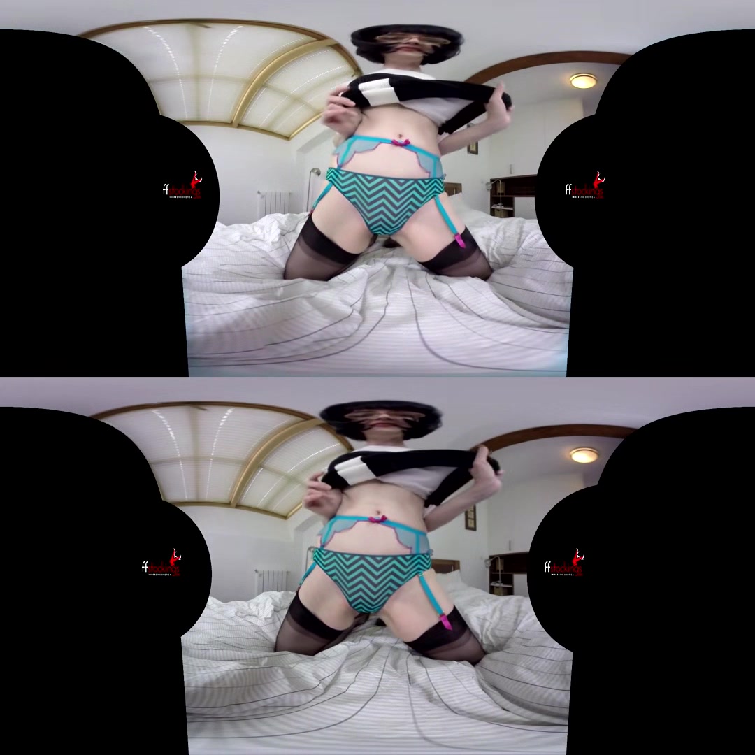 Smokin Hot Panties In Virtual Reality - Legs Fetish Milf