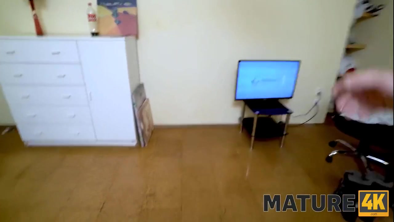Cheating Wife Agrees To Be Banged By Guest Of Her Stepsons Age