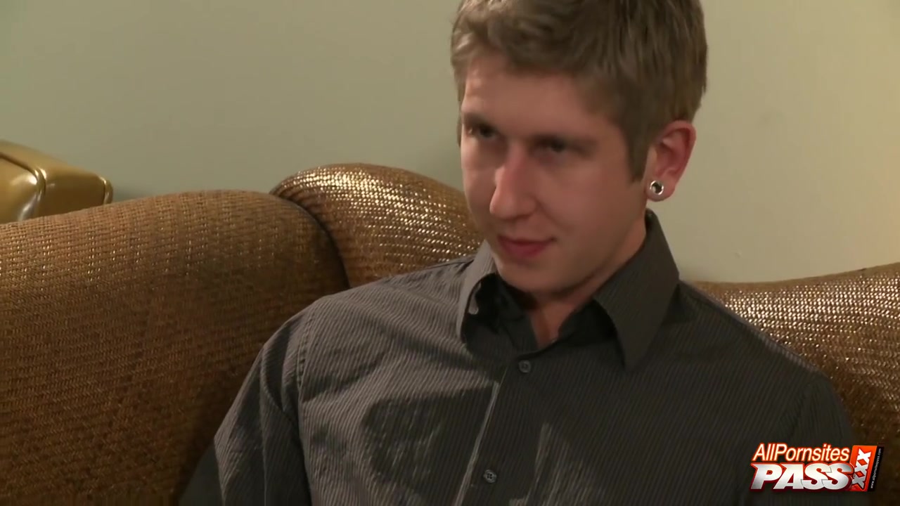 Human Resources Vanessa Cock Sucks The Interviewee
