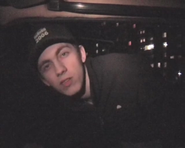 Girl willingly fucks man in taxi on the