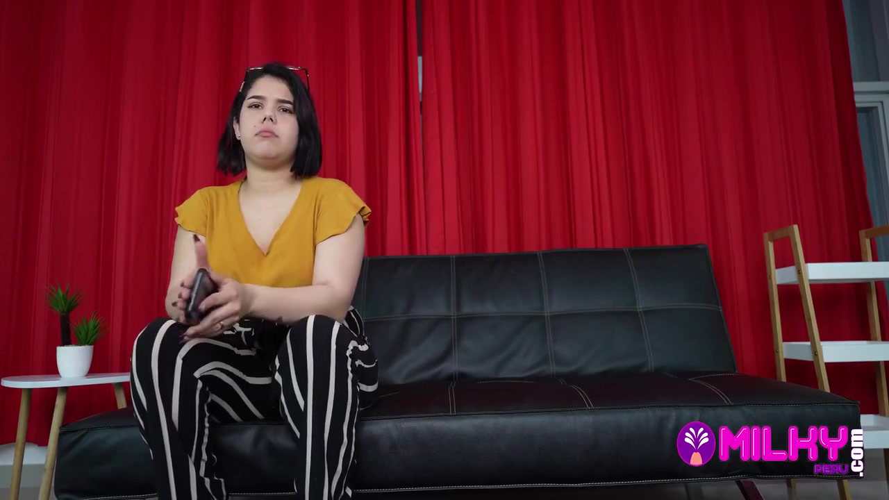 Lesbian Stepsisters Have Sex For The First Time In Front Of Cameras