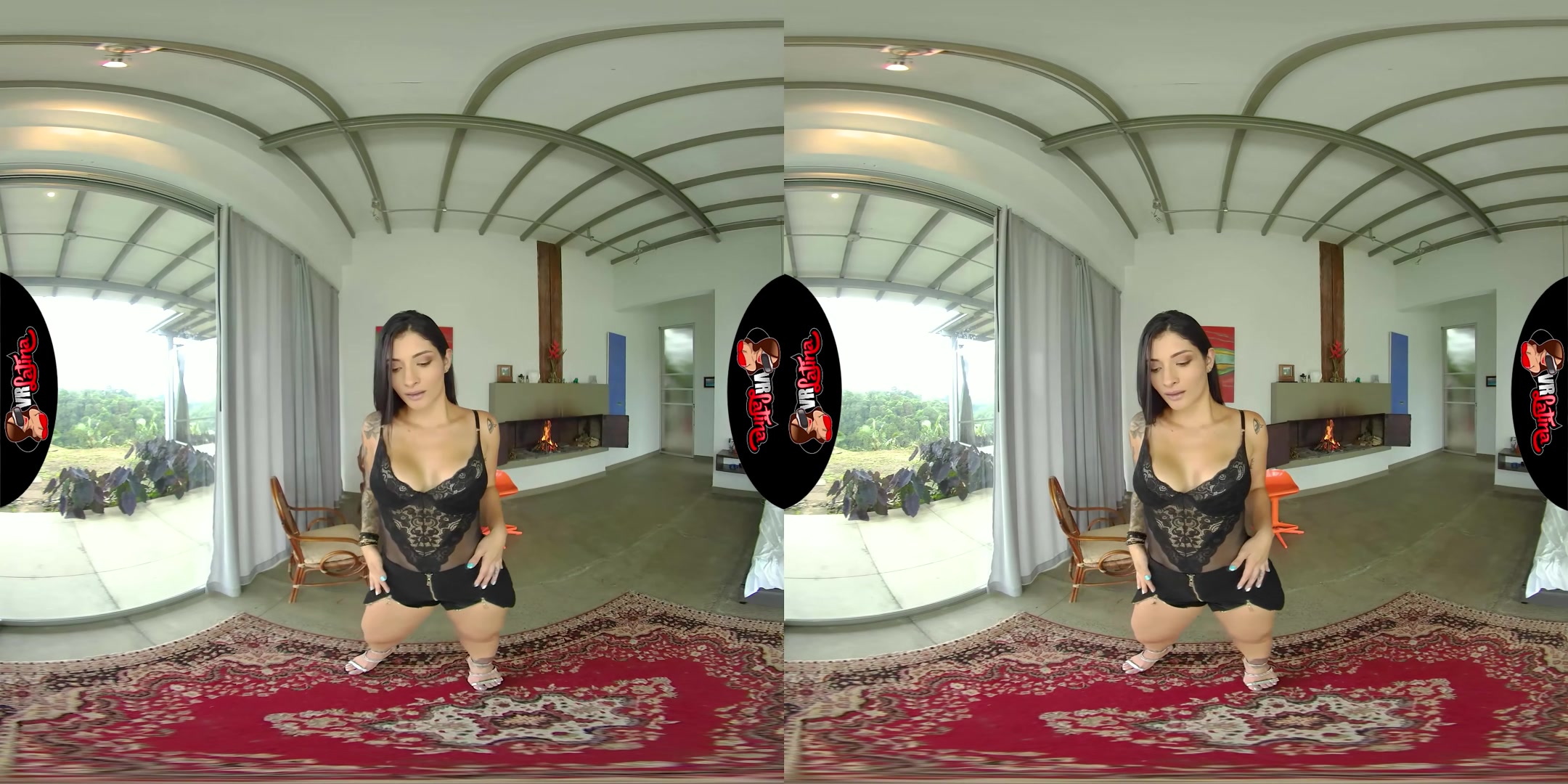 Tight Body Tussle - VRLatina