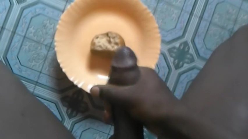Yummybusting A Huge Cum On My Cake Before Eating It All