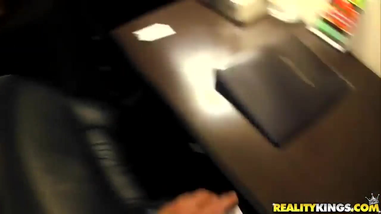 Hot Alaska shows off her nice ass and gets touched