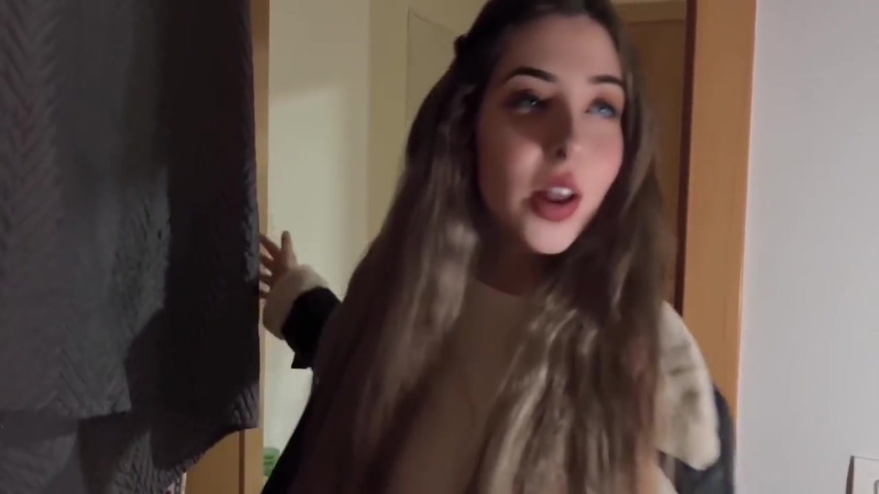 Im Going To Clean A New Clients House, I Didnt Want To Go But My Boss Needed Me, The Client Caught Me By Surprise And Fucked My Pussy Very Hard, He Came Inside Me 16 Min