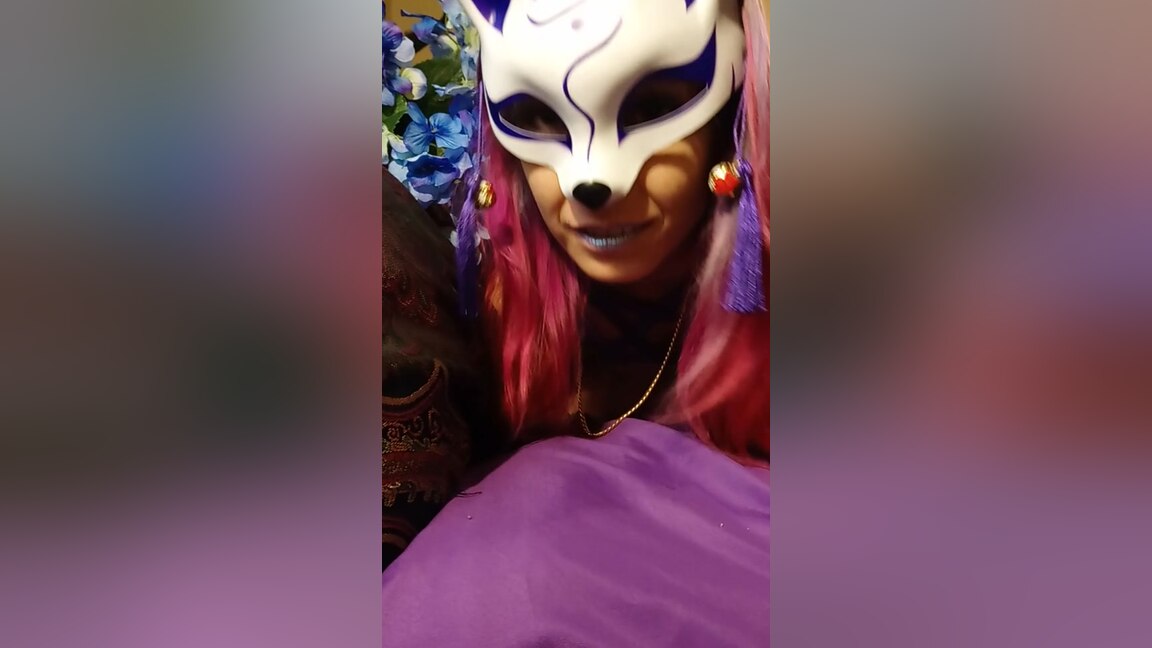 Masked Fishnet Bodysuit Fox Girl Vibes Her Clit And Cums Hard - Ladythetramp