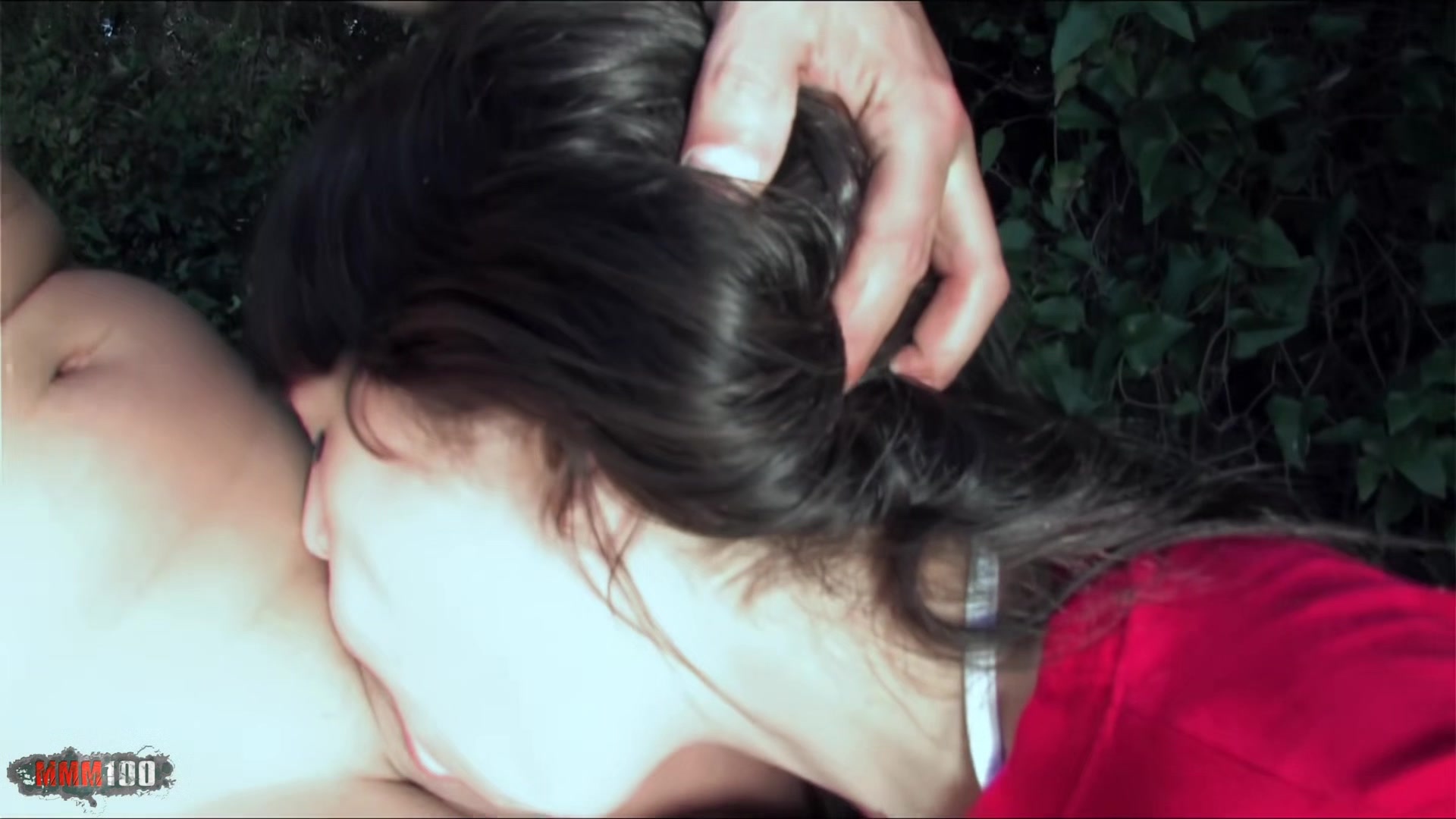 Petite Young Spanish Babe Outdoor Fucking