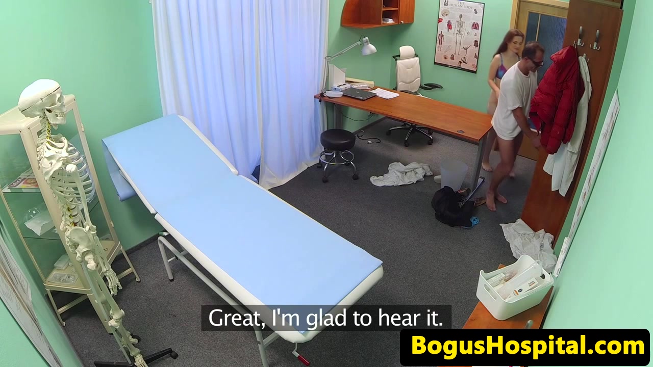 Euro babe pussylicked by the doctor