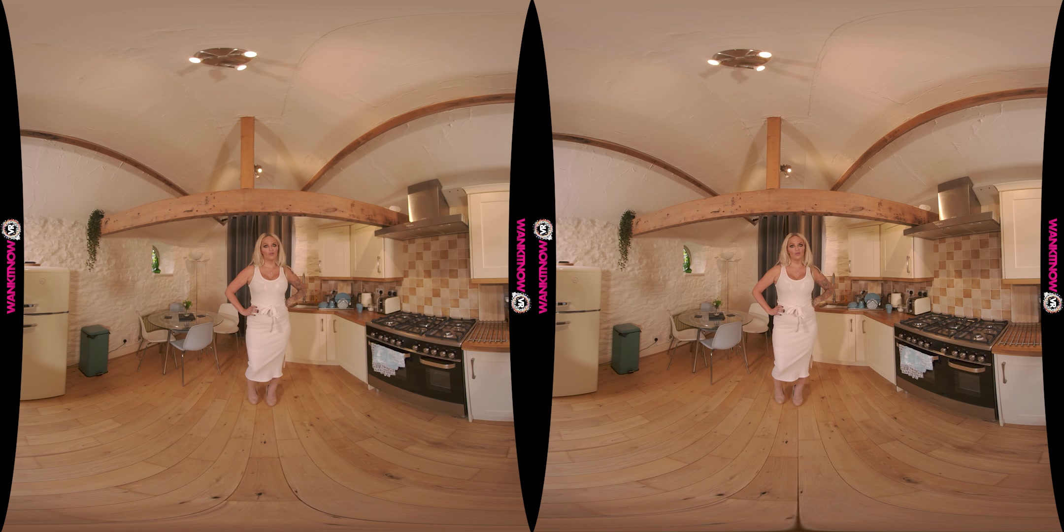 I've Heard You Wanking featuring Louise Lee - WankitNowVR