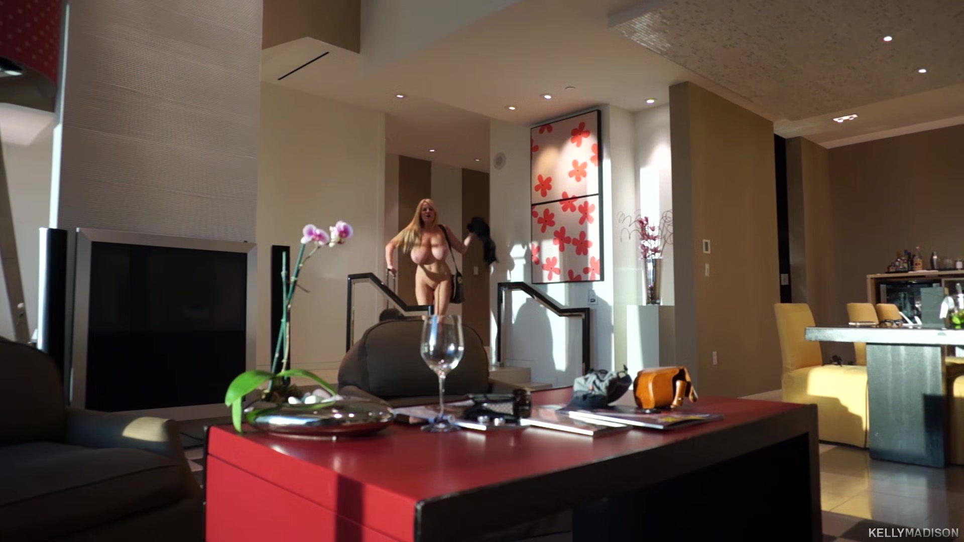 Vegas Baby - Starring: Kelly Madison - PornFidelity