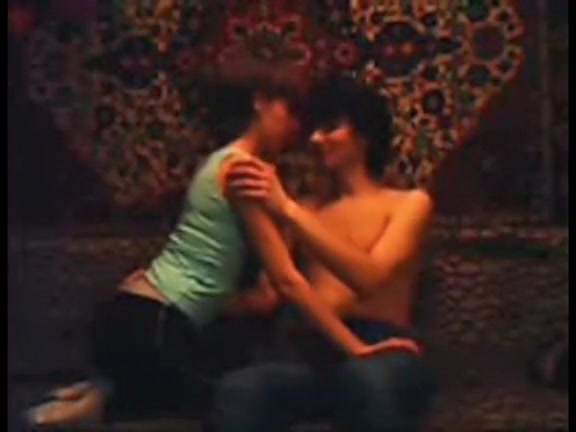 Amateur porn holiday with horny GF