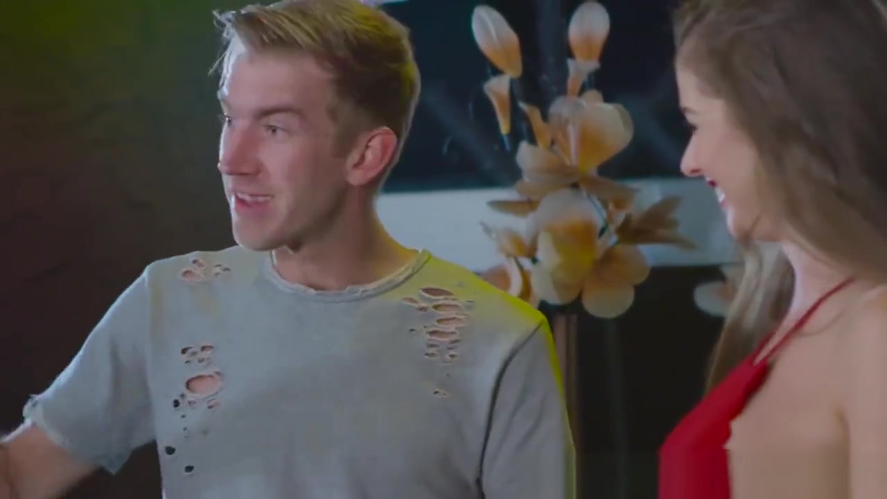Brazzers - Big Wet Butts - A Fistful Of Heave