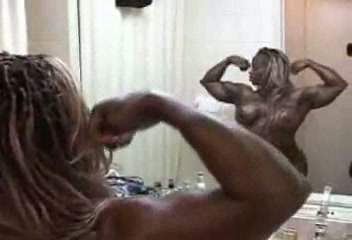 Ebony Body Builder Honey Dayana