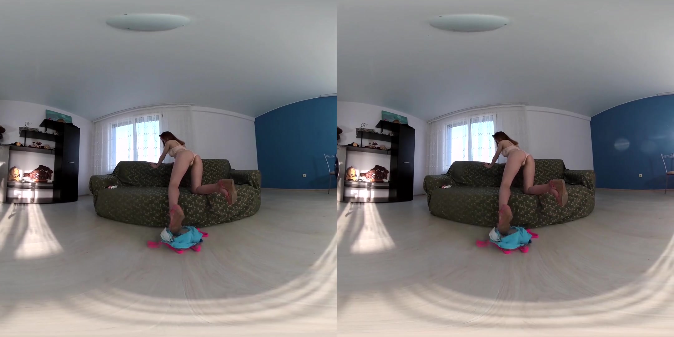 Lida Plays with Pinky Toy - SexLikeReal