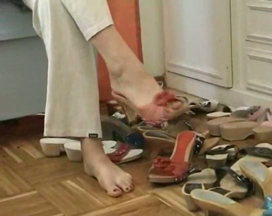 teen 18+ Blonde Hana Loves Her Shoes