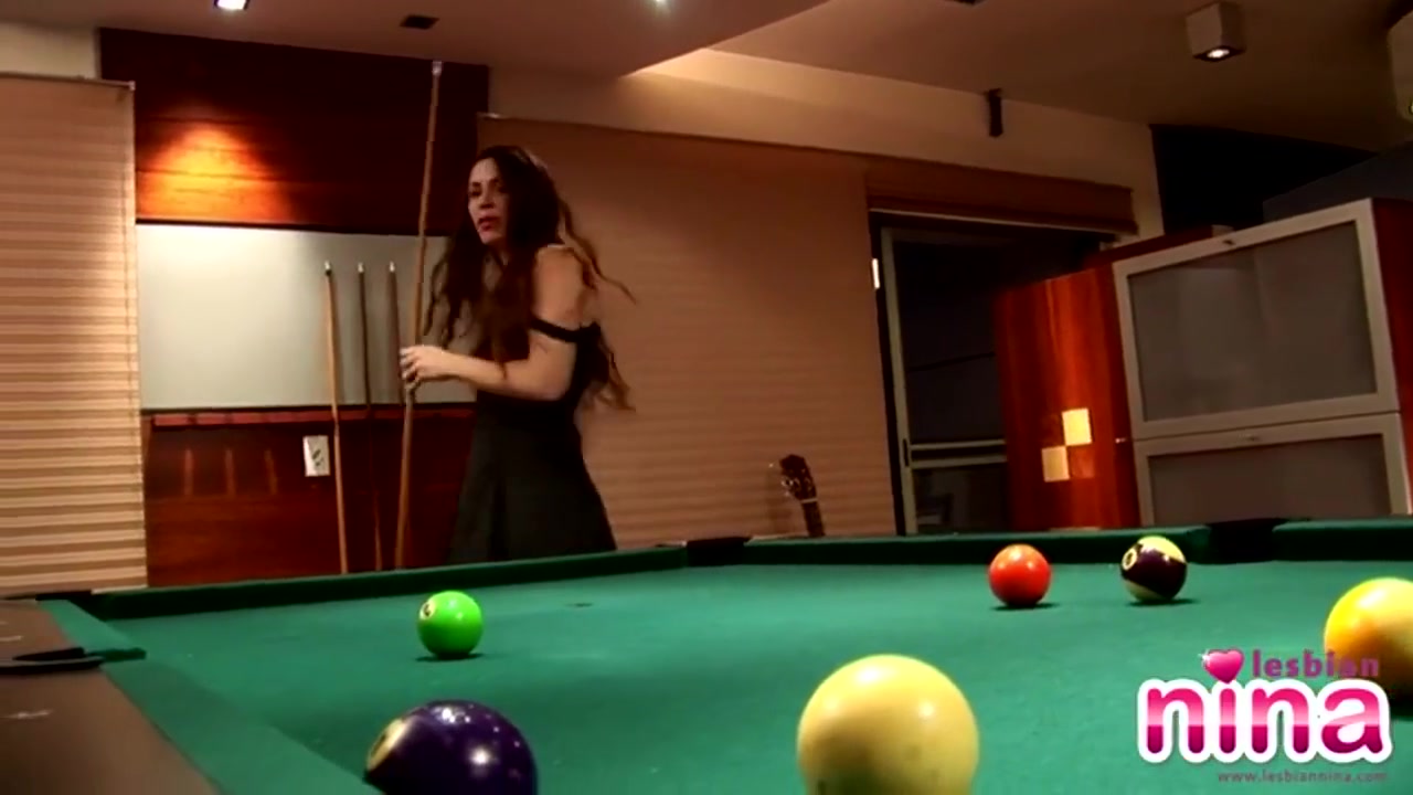 Hot Slut Lesbian Nina Goes Solo