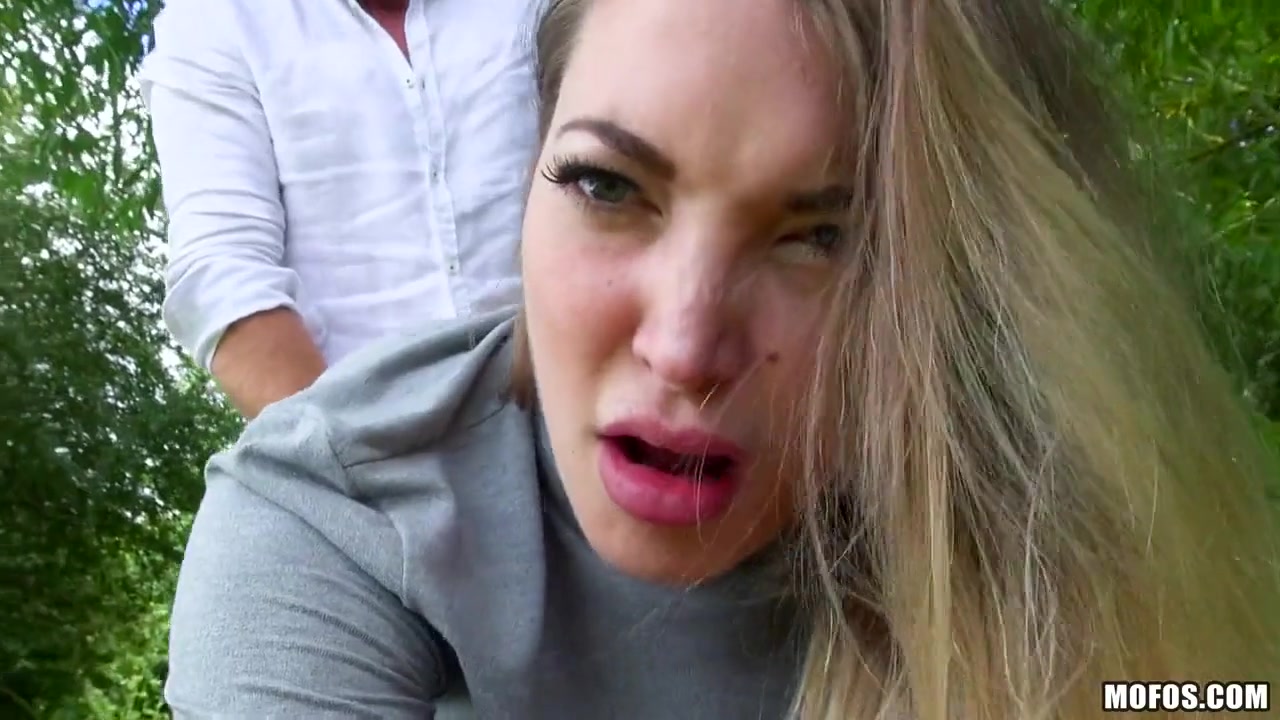 Tamara Grace in Busty Brit Makes Amateur Sex Tape - PublicPickups