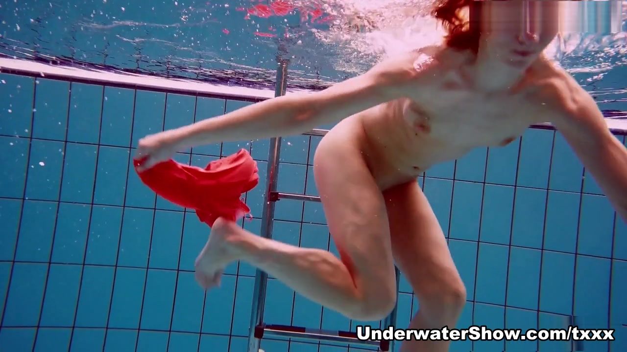 UnderwaterShow Video: Avenna