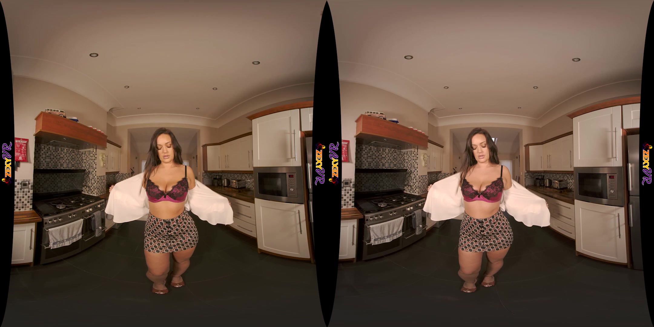 The Full English featuring Frankie L - ZexyVR