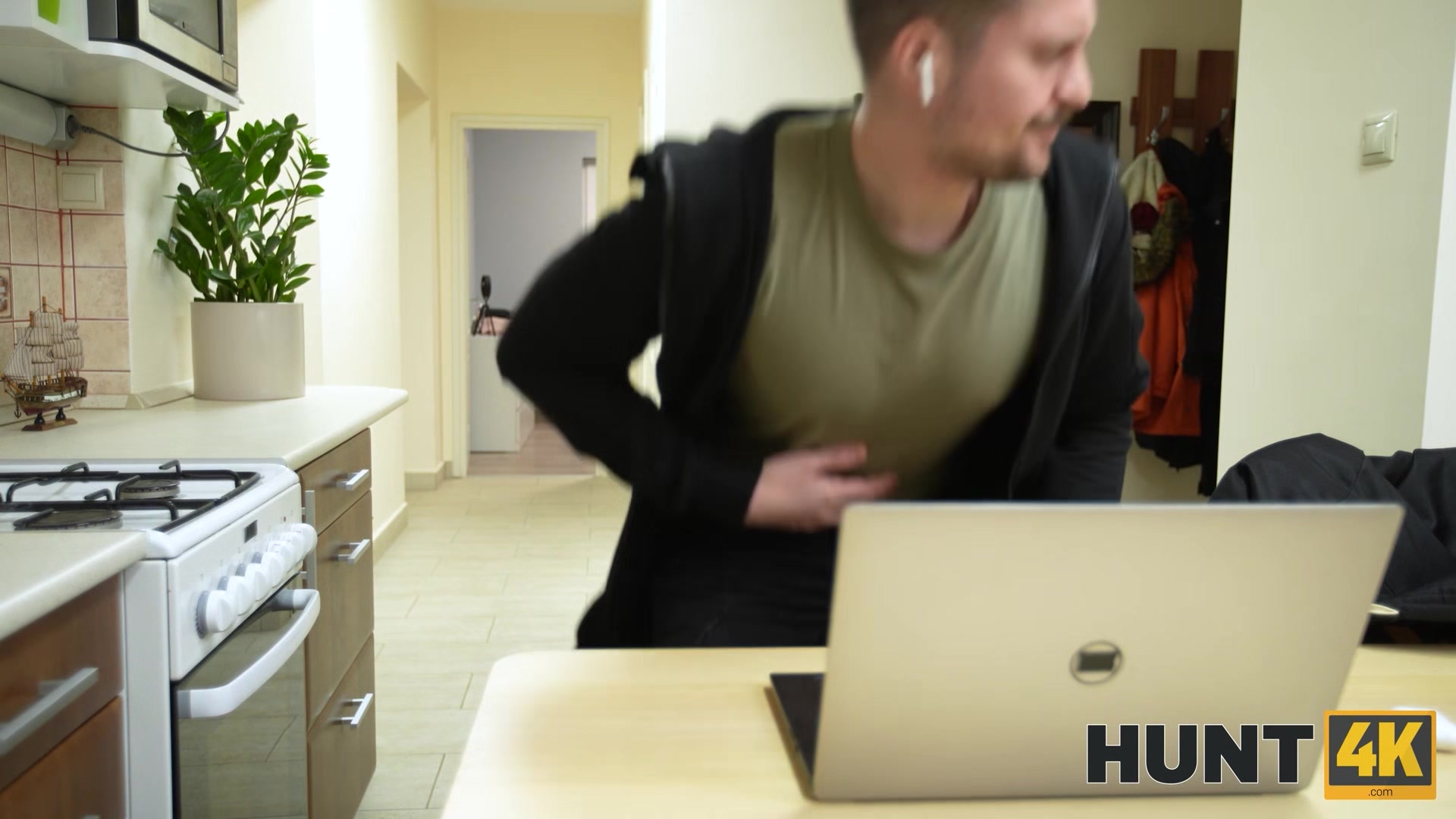 HUNT4K. Great Relationships