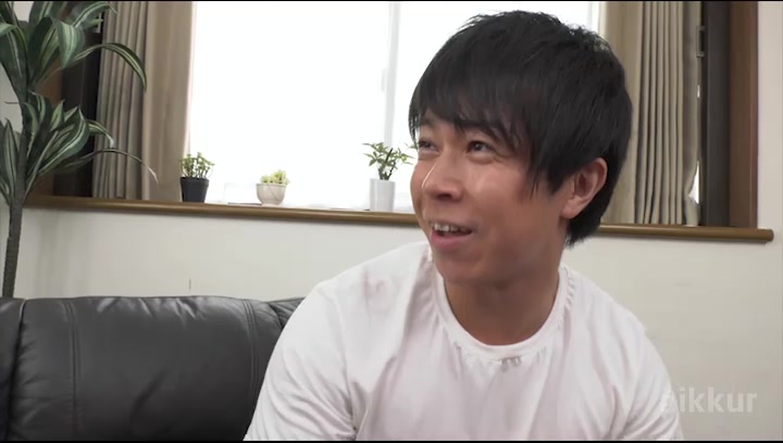 Ren Kitazawa Seducing By Flashing Pussy: Ren Kitazawa