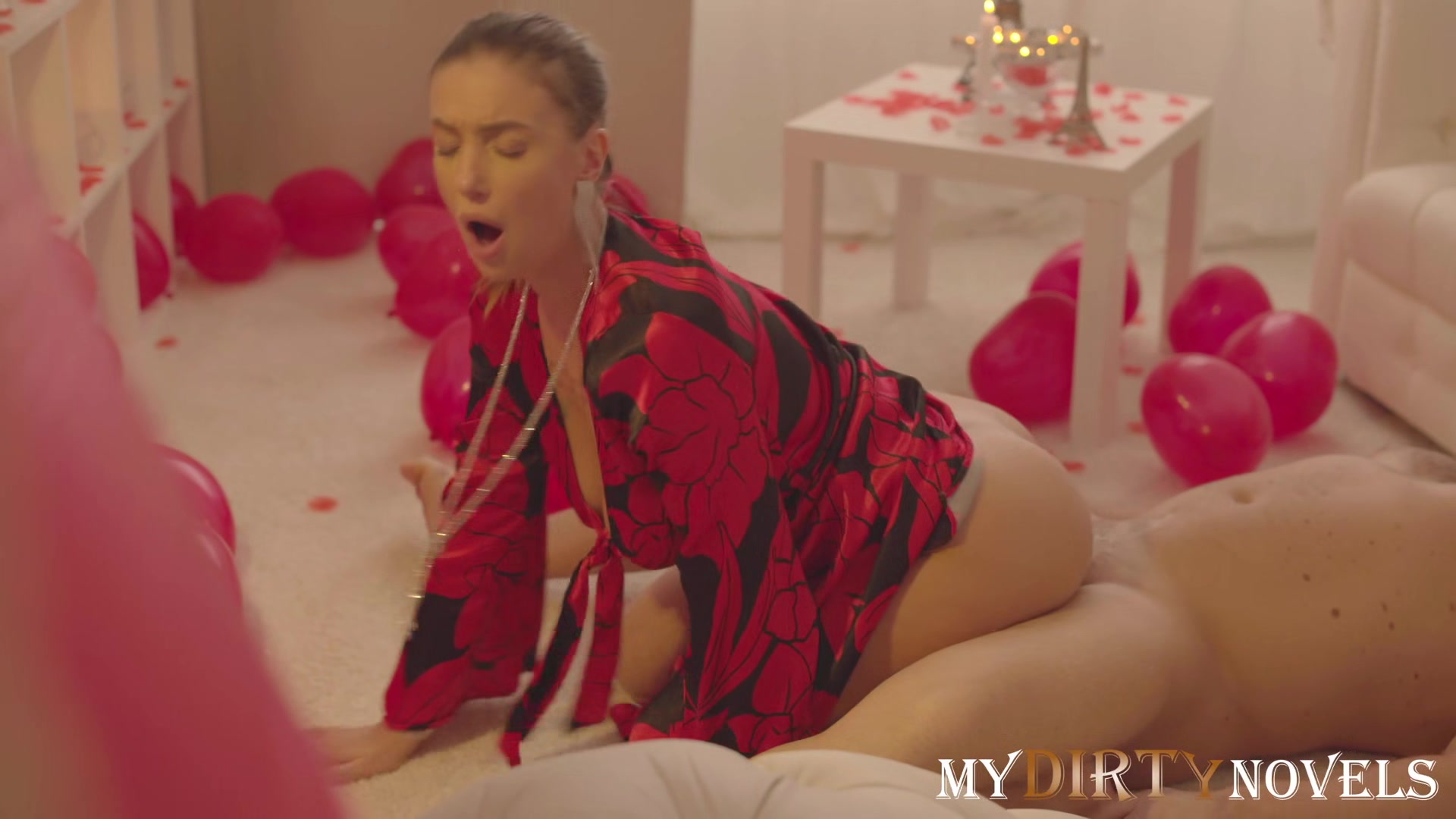 Festive Fuck and Creampie for a Couple