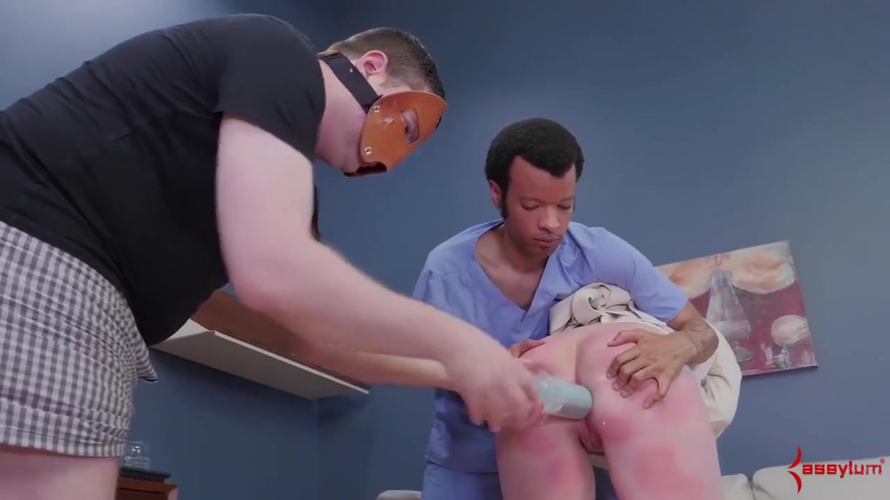 Crazy For Bdsm Anal Chick Gets Enema