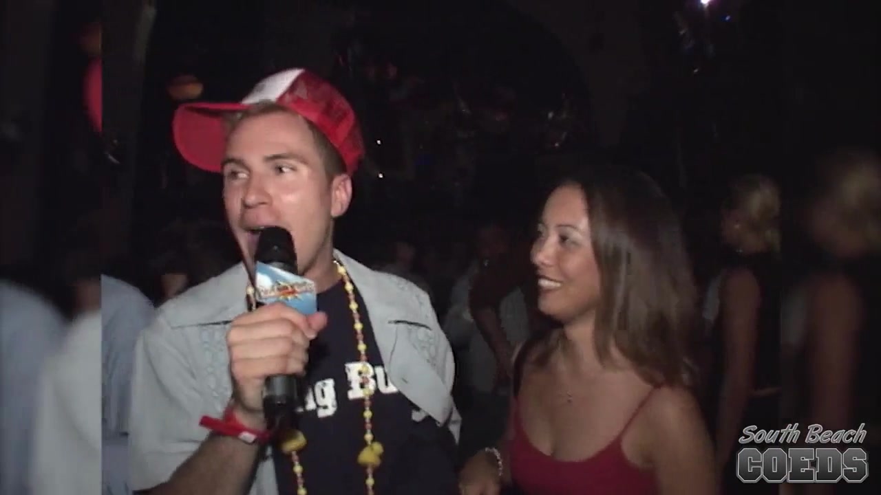 Party Girl Crazy Blacked Out Partying in Miami (you have to see to believe) - SouthBeachCoeds