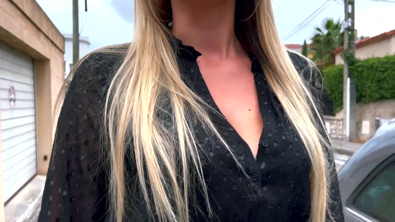 Mia, 33 years old, from Caen! - Jacquie et Michel TV