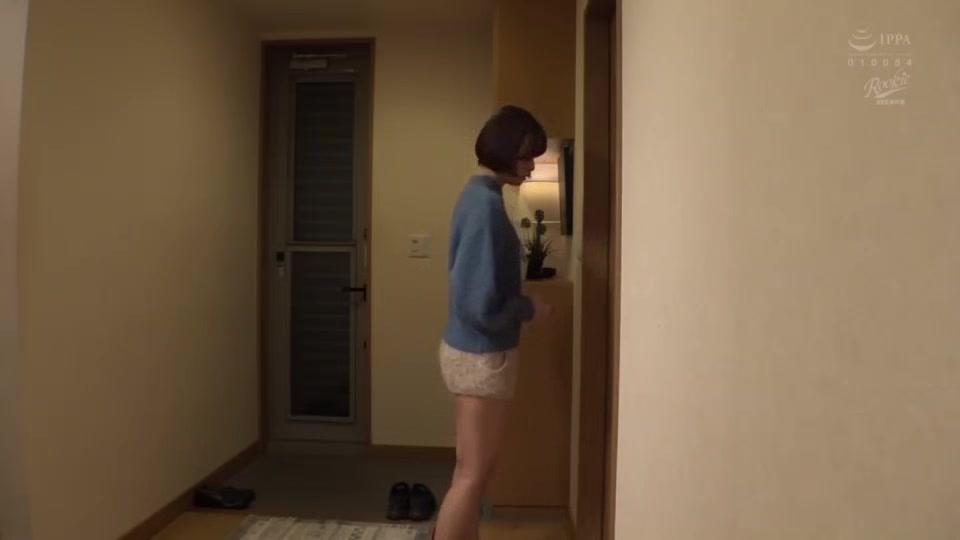 06898 Girlfriend's Step sister