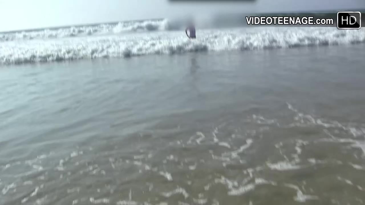 19 years old brunette teen 18+ naked at beach