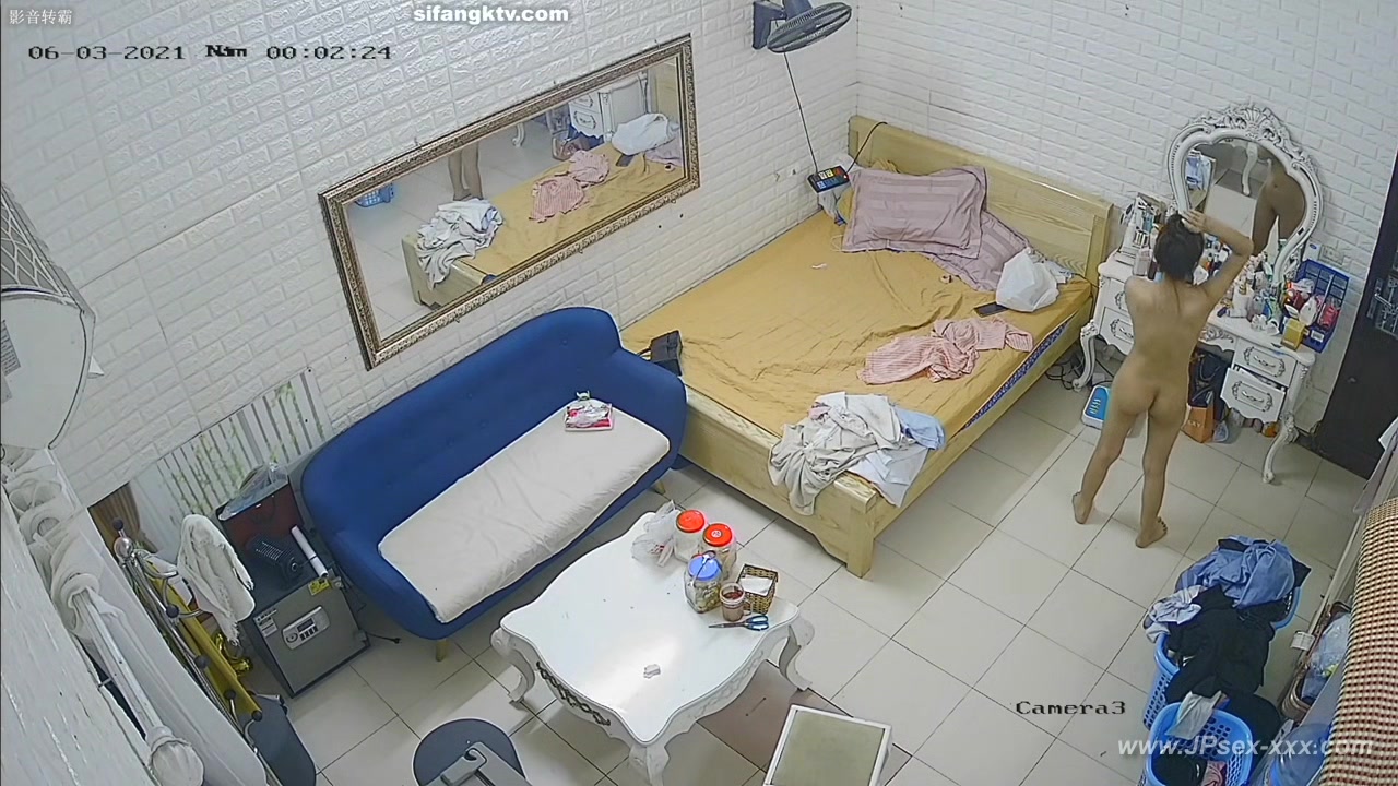 chinese girls dormitory.3