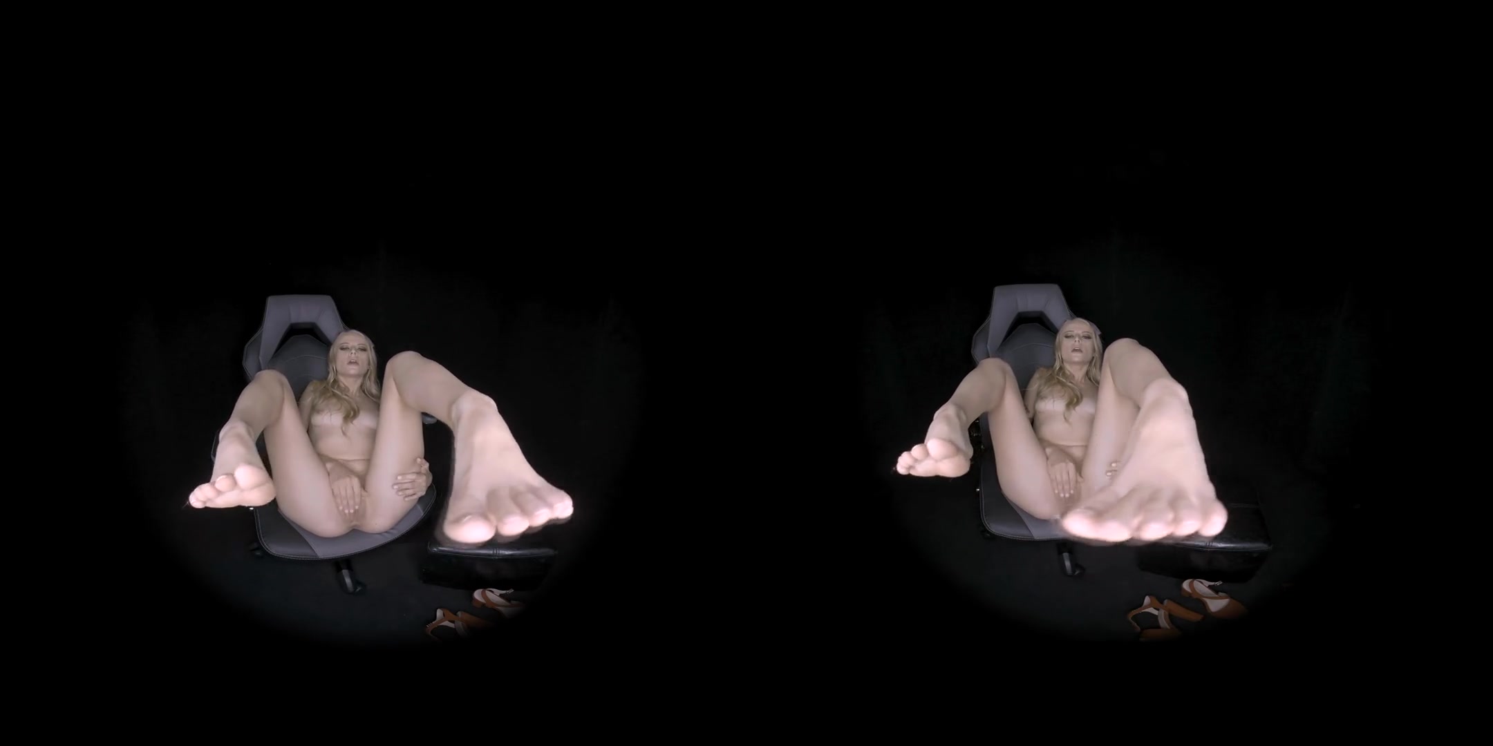 A Footjob to Save my Job - Paris White Foot Fetish Virtual Reality Solo