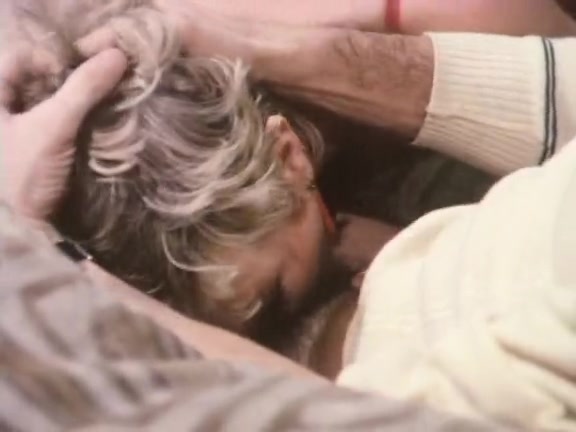 1980's sex scene with bewitching blond hottie