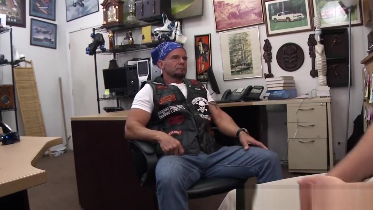 Pawning straight biker assfucked in office
