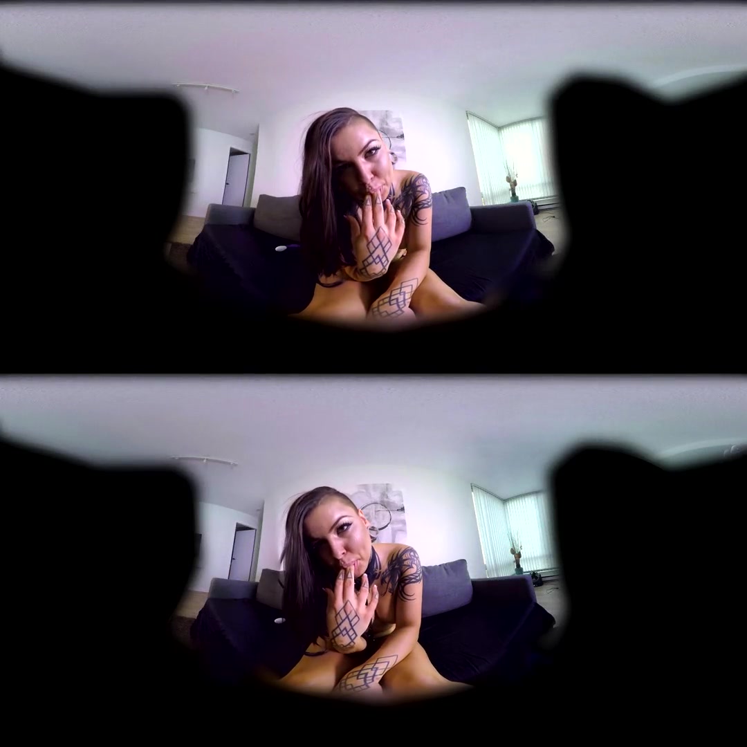 Victoria Villain in The Girl Mum Warned You About - HoloGirlsVR