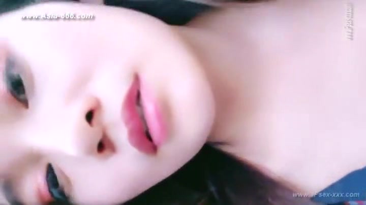 chinese teens 18+ live chat with mobile phone.207
