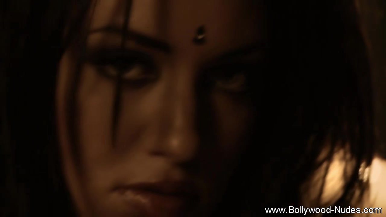 Naked And Pretty In India Making Herself Busy On Ritual