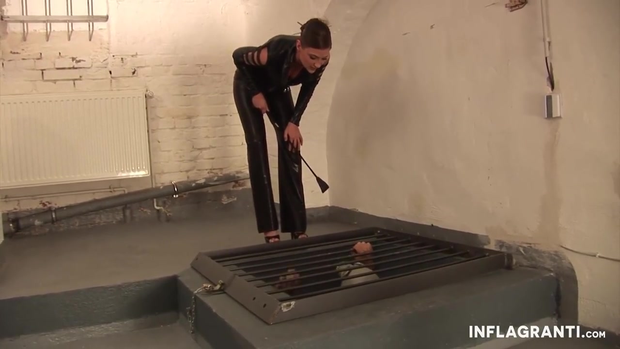 Gorgeous Mistress Punish Her Male Slave With Julia Power