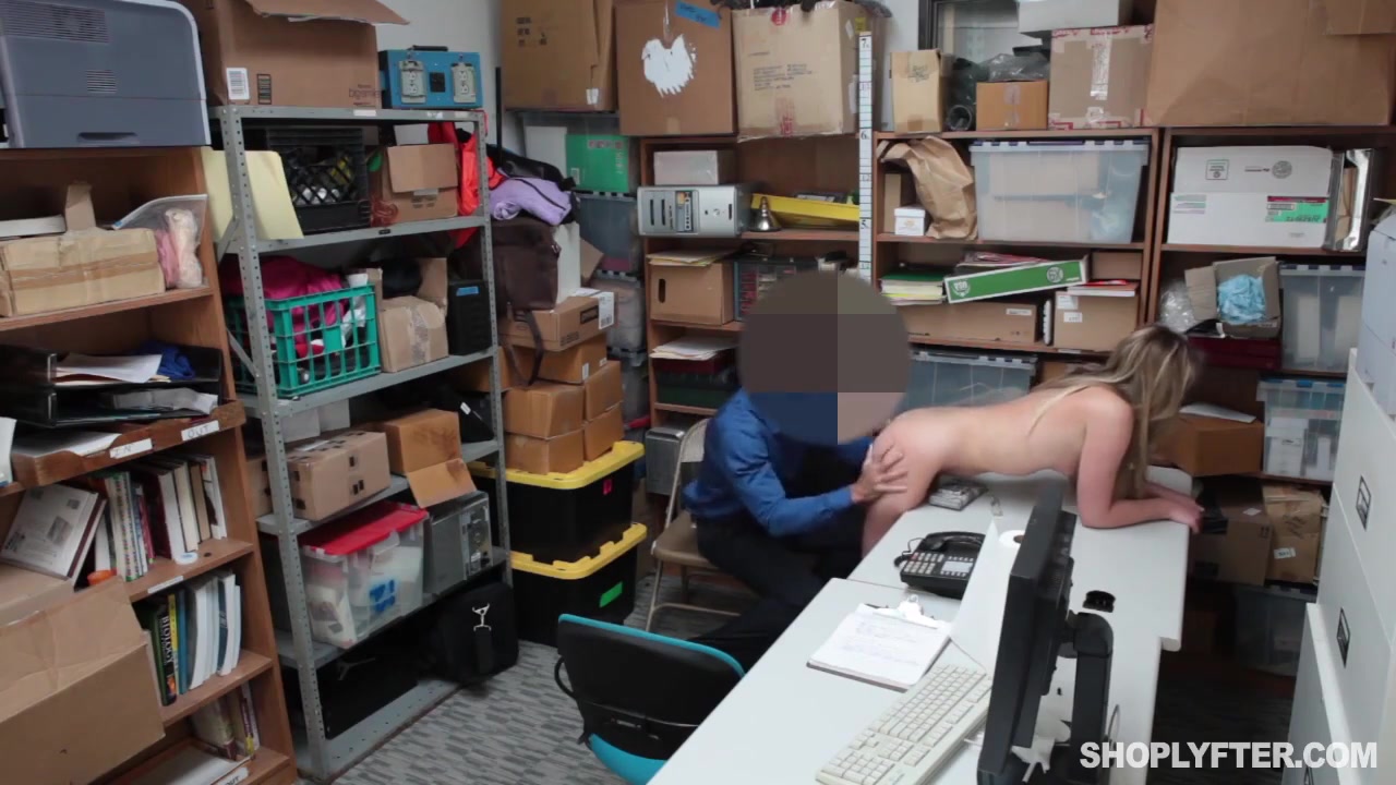 Alyssa Cole - Security Guy Fucking Young Blonde From Behind In The Back Office