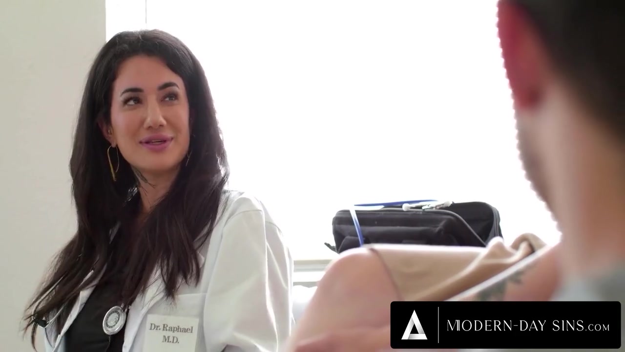 Caring Doctor Teaches Virgin Couple How To Fuck & Embrace Orgasms - Vanessa Vega