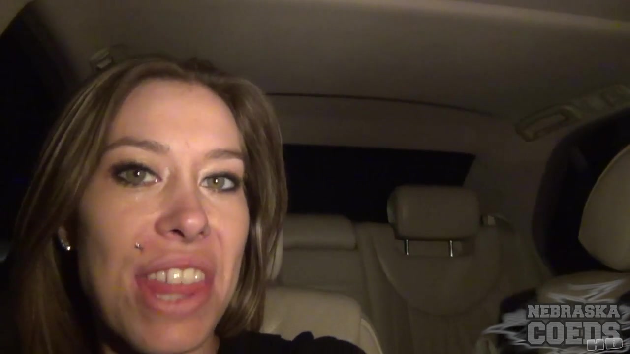 Driving Around Des Moines Iowa With Envey Naked In My Car - NebraskaCoeds